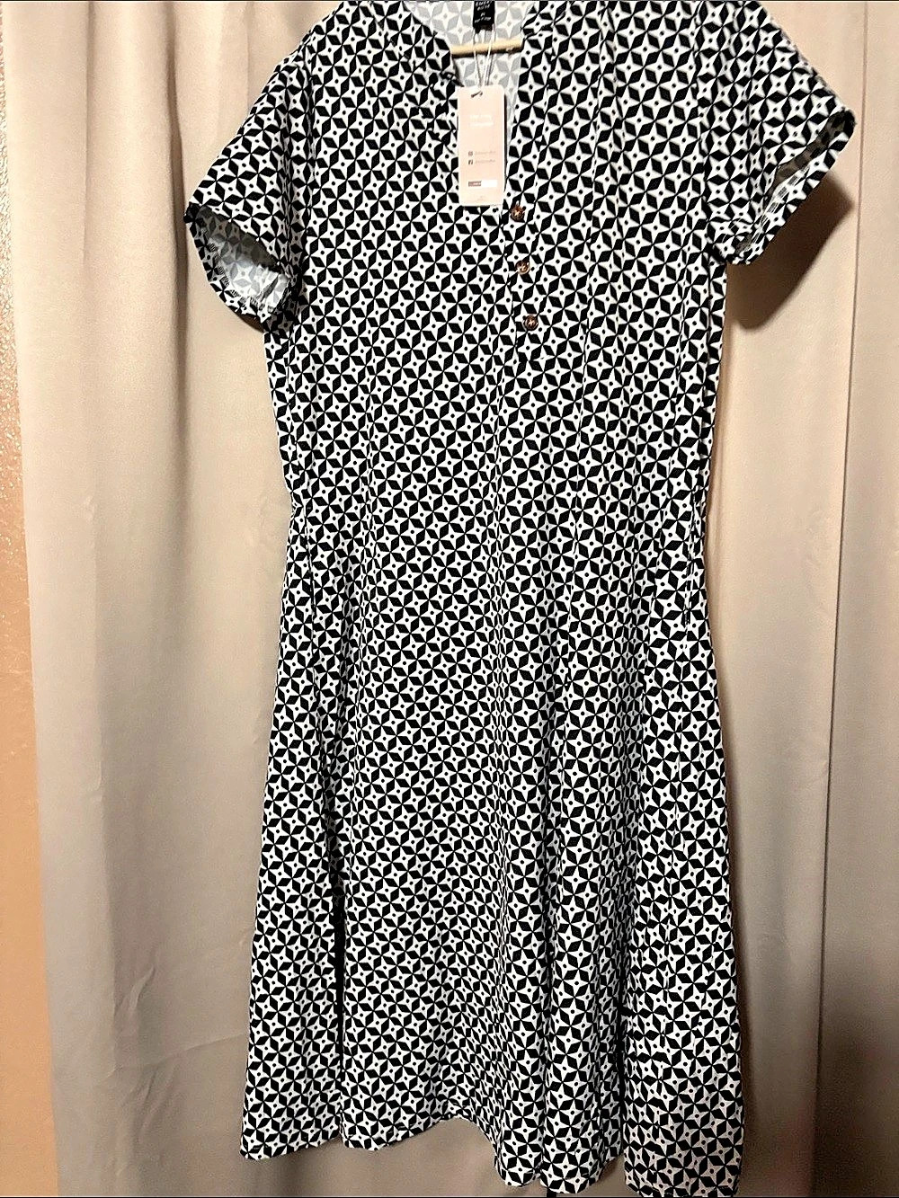 Emery Rose  Geometric Maxi Dress in Black & White Size XL NWT
